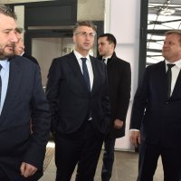 Premijer Plenković obišao novu zgradu putničkog terminala u luci Zadar