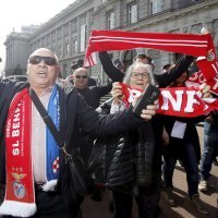 Navijači Benfice u dobrom raspoloženju uoči utakmice protiv Dinama