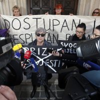 Prosvjed Ženske mreže Hrvatske: Dostupan i besplatan pobačaj u svim bolnicama