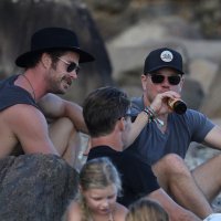 Matt Demon i Chris Hemsworth