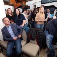 Gospić: Darko Milinović u svom stožeru prati rezultate prijevremenih izbora