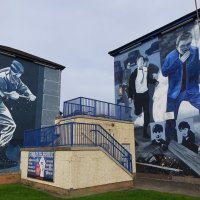 Murali posvećeni paravojnim oružanim skupinama u Sjevernoj Irskoj i dalje su na ulicama.