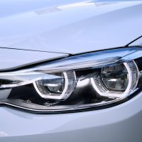 BMW 340i Gran Turismo detalji prednjeg svjetla