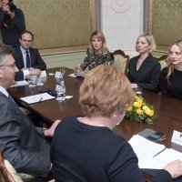 U Vladi održan radni sastanak Jelene Veljače, njezina tima i premijera Andreja Plenkovića