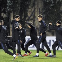 Trening nogometne reprezentacije i donacija zakladi Vatreno srce
