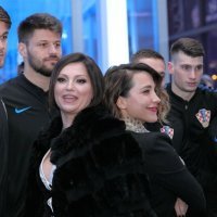 Nina Badrić i Marijana Batinić s hrvatskim reprezentativcima