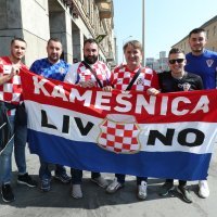 Okupljanje navijača uoči kvalifikacijske utakmice s Mađarskom za EP 2020.