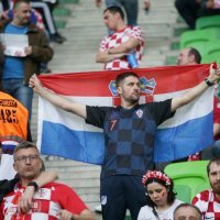 Navijači spremni za kvalifikacijsku utakmicu između Mađarske i Hrvatske