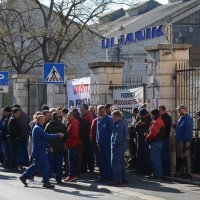 Radnici Uljanika blokirali promet
