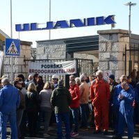 Radnici Uljanika blokirali promet