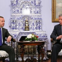 Ruski premijer Dmitrij Medvedev i ukrajinski predsjednički kandidat Juri Boiko