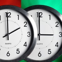 Pomicanje kazaljki, računanje vremena, sat