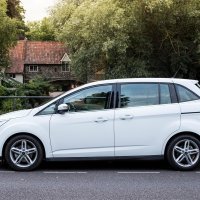 Ford Grand C-Max iz 2015.