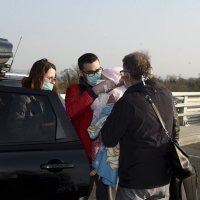 Obitelj Rončević u zračnoj luci Franjo Tuđman
