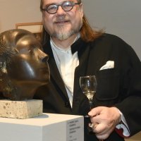 Fedor Džamonja, sin umjetnika i likovni postavljač izložbe