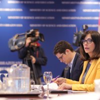 Ministrica Blaženka Divjak održala brifing o uvođenju kurikularne reforme
