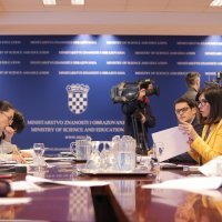 Ministrica Blaženka Divjak održala brifing o uvođenju kurikularne reforme