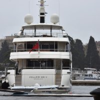 Jahta Follow Me V uplovila u Pulu