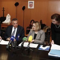 Potpisivanje ugovora o javnim radovima izmedju NSK i firme ING-RAD