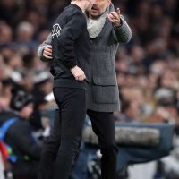 Tottenham - Manchester City, prva utakmica četvrtfinala LP-a  -  Pep Guardiola u razgovoru s četvrtim sucem