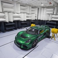 'Gluha soba' za ispitivanje buke (Anechoic Chamber) i Exige S 12