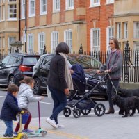 Pippa Middleton u šetnji sa sinom