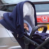 Pippa Middleton u šetnji sa sinom