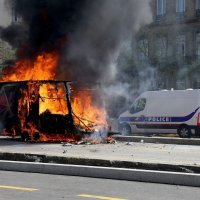 Prosvjed žutih prsluka u Francuskoj