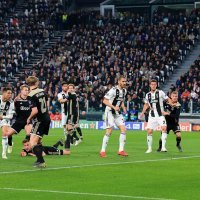 Chiellini protiv Ajaxa