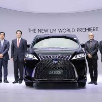 Lexus LM 300h na svjetskoj premijeri u Šangaju