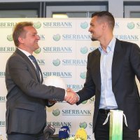 Dejan Lovren Csaba Soos Sberbank