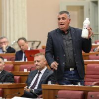 Miro Bulj na aktualcu uputio pitanje premijeru o 'Sinjskoj mljekari'