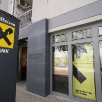 Opljačkana poslovnica Raiffeisen banke