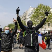 Prvosvibanjski sukobi policije i prosvjednika u Parizu