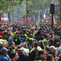 Prvosvibanjski sukobi policije i prosvjednika u Parizu