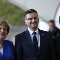Angela Merkel, Marjan Šarec i Emmanuel Macron