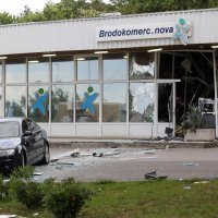 Bankomat dignut u zrak u Kostreni