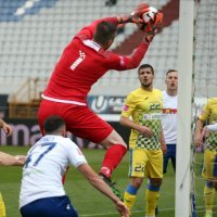 Ivan Kelava u akciji