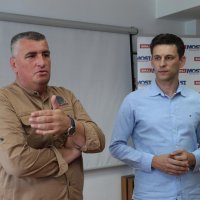 Split: Božo Petrov i Miro Bulj održali konferenciju za medije uoči EU izbora