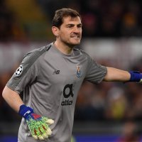 Iker Casillas u dresu Porta