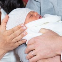 Meghan Markle i princ Harry sa sinom