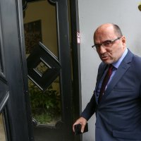 Dolazak članova na sjednicu Predsjedništva HDZ-a i Nacionalnog vijeća