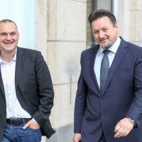 Dolazak članova na sjednicu Predsjedništva HDZ-a i Nacionalnog vijeća