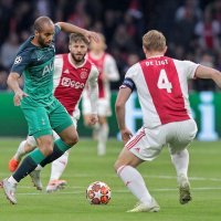 De Ligt protiv Moure