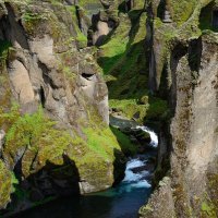 Fjaðrárgljúfur Canyon