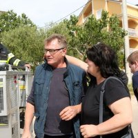 Biograd: Vatrogasci s balkona spustili muškarca koji je ostao zazidan u kući