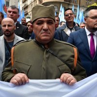 Pokret obnove Kraljevine Srbije održao šetnju u čast Draži Mihajloviću