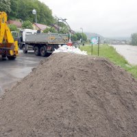 Pripreme za vodeni val u Hrvatskoj Kostajnici