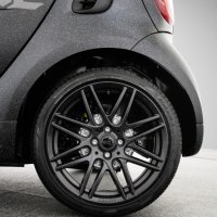 Posljednja, dizajnerska serija Smarta - stražnji naplatci su u crnoj boji