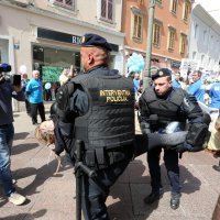 Rijeka: Policija privela prosvjednike koji su ometali Hod za život